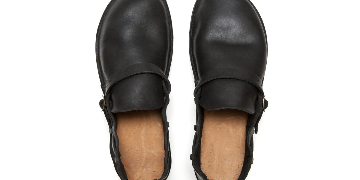 Women's Middle English - BLACK | Aurora Shoe Co.